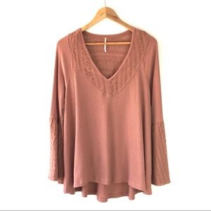 FREE PEOPLE Sayluita Soft Cozy Kit Hi Low Long Bell Sleeve Women’s Medium Shirt